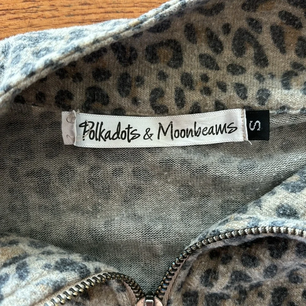 Leopard Halfzip - Picture 2 of 3